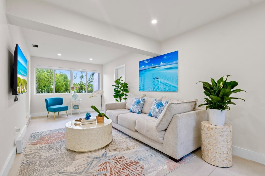 Hammock House Miami 3-bedroom home near Calle Ocho in Little Havana, Homestead, Florida